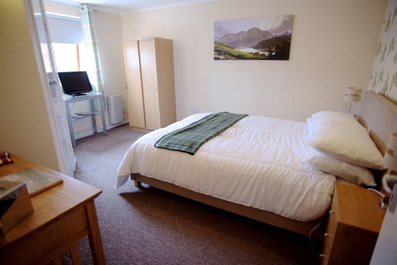 Oyo Inverour Guest House Gairlochy エクステリア 写真