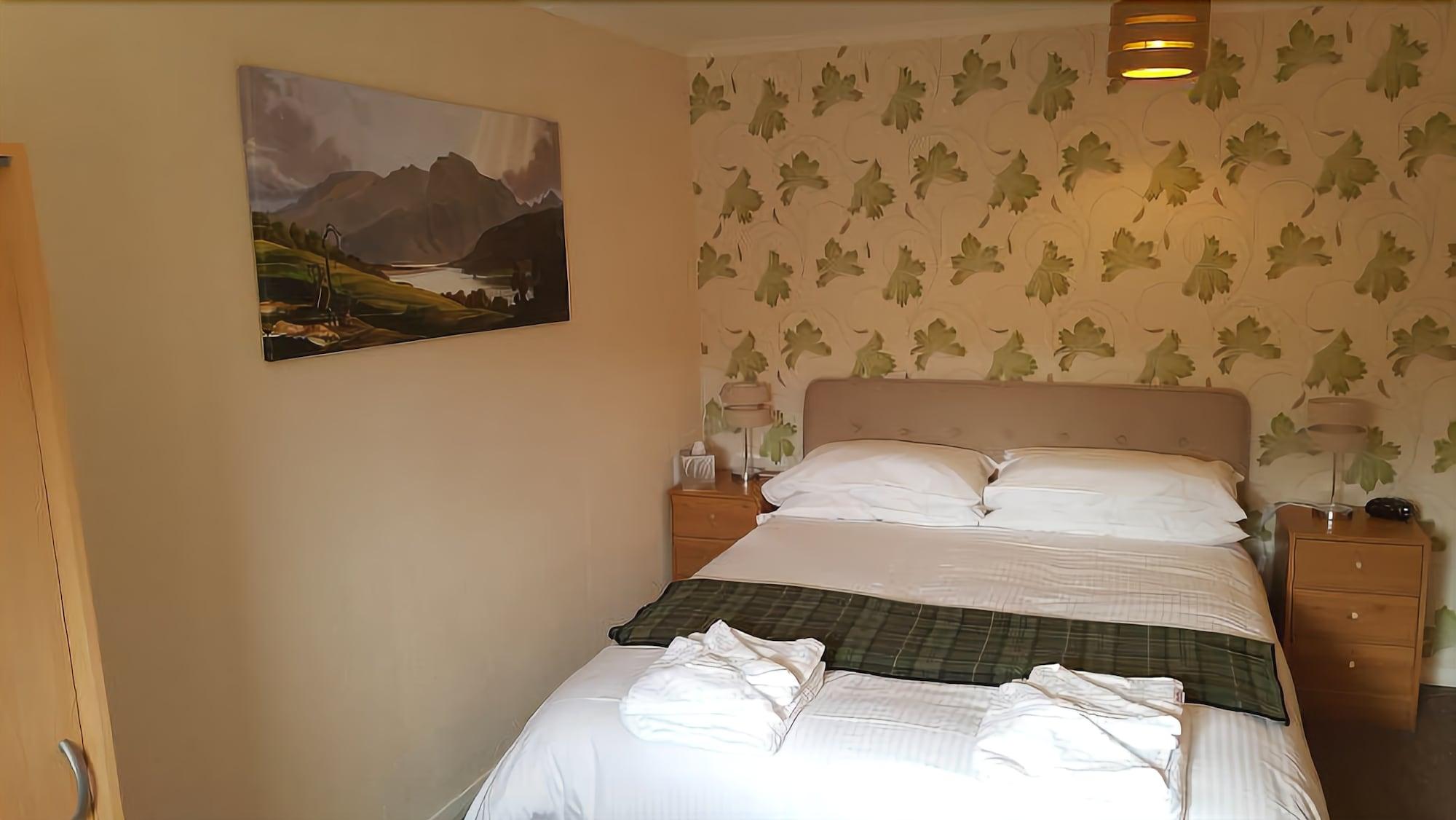 Oyo Inverour Guest House Gairlochy エクステリア 写真