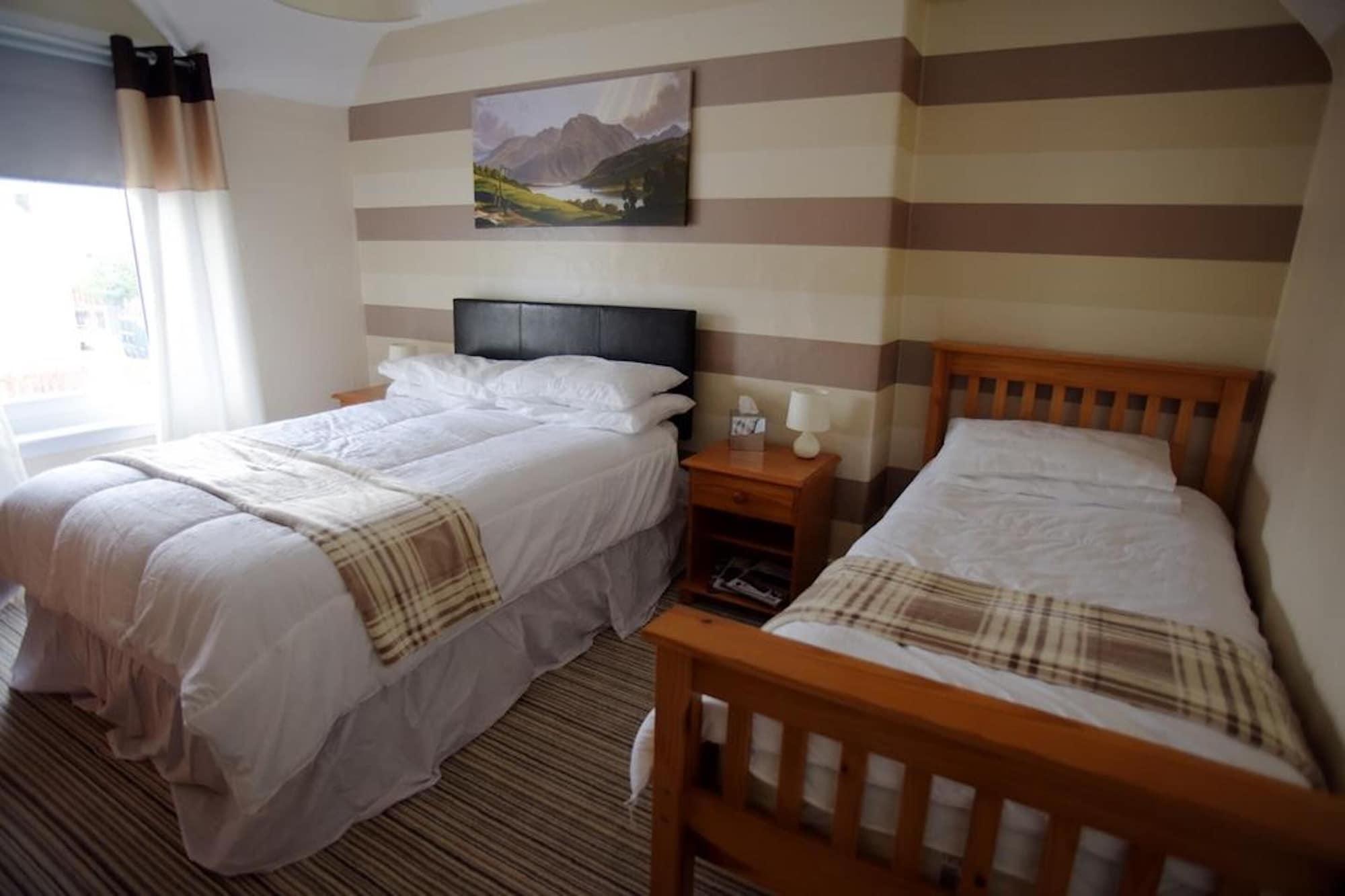 Oyo Inverour Guest House Gairlochy エクステリア 写真